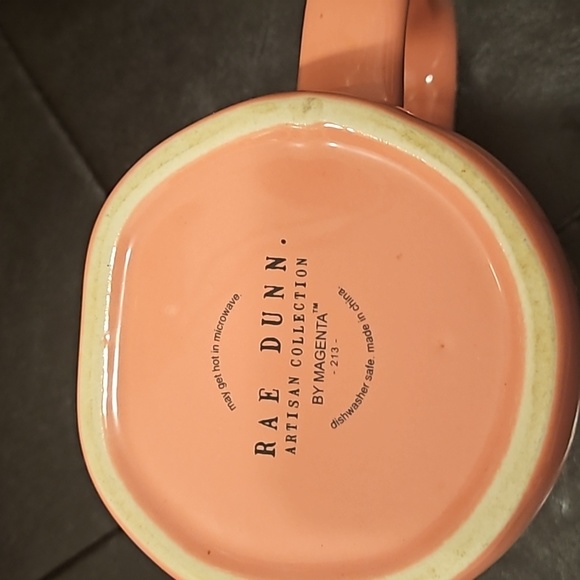 Rae Dunn Pink Boss Mom Mug. - Picture 4 of 4